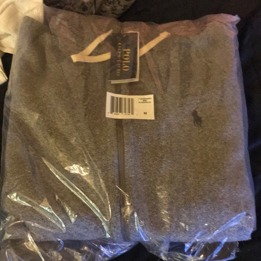 Men’s polo hoodie size medium